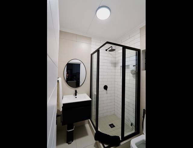 1 BEDROOM APARTMENT TO LET IN BALLITO CENTRAL